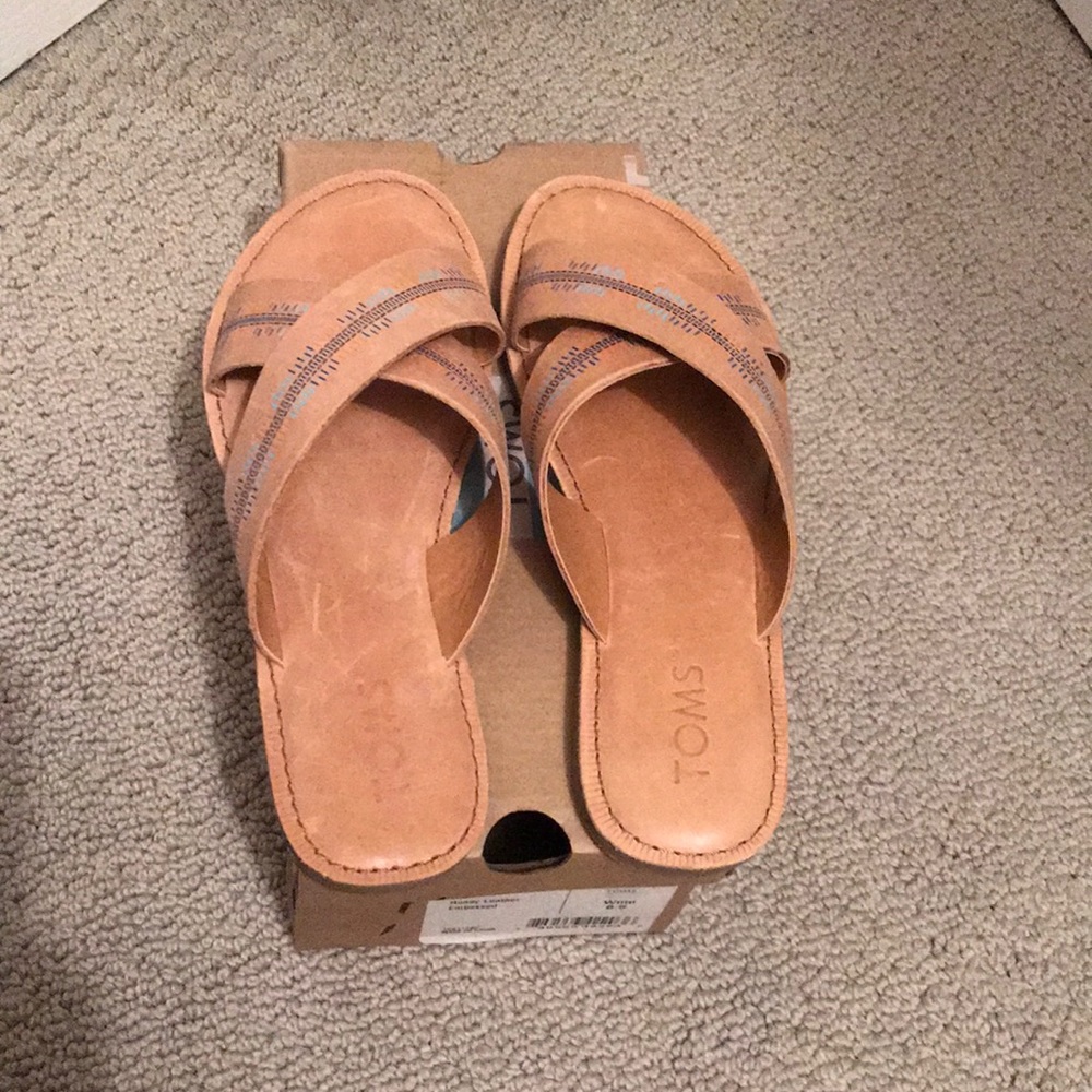 NIB Toms Viv honey leather embossed sandals 6.5